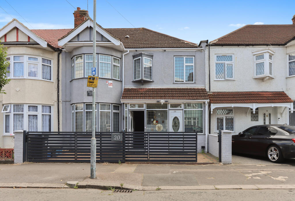 Main image of property: Elstree Gardens, IG1