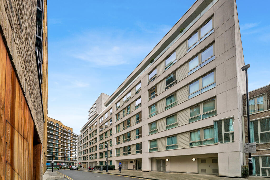 Main image of property: Starboard Way, E16