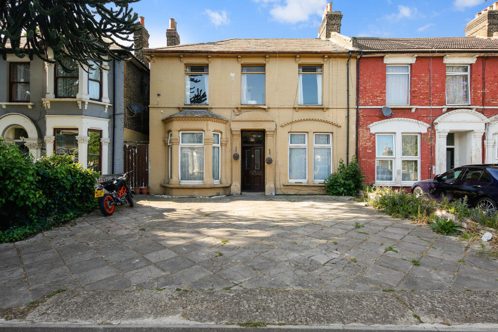 Main image of property: Hampton Road, E7