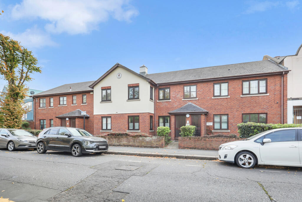 Main image of property: Harrow Road, E11