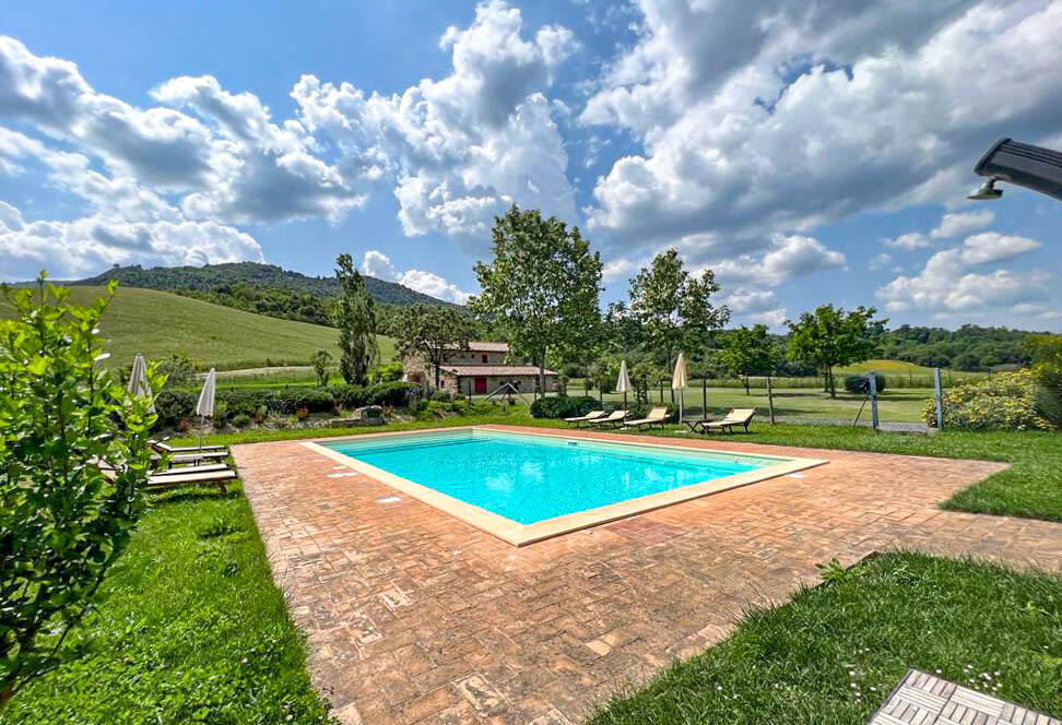 4 bedroom farm house for sale in Montecatini Val di Cecina, Pisa