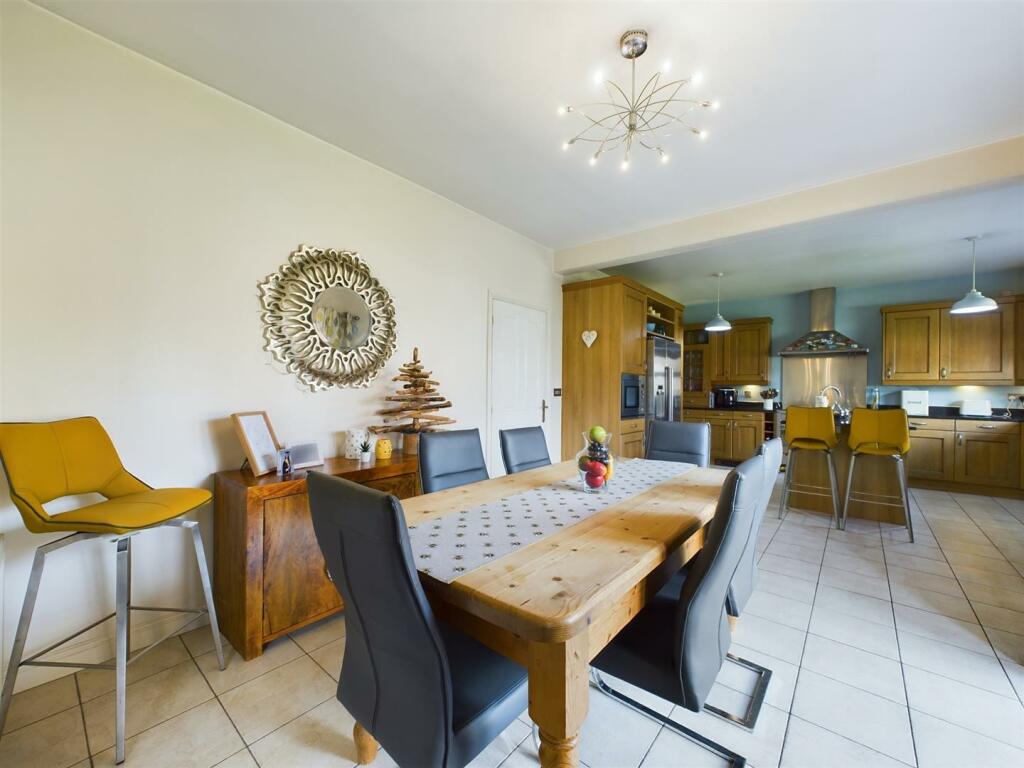 Additional property image - Sanderling Way, Porthcawl
