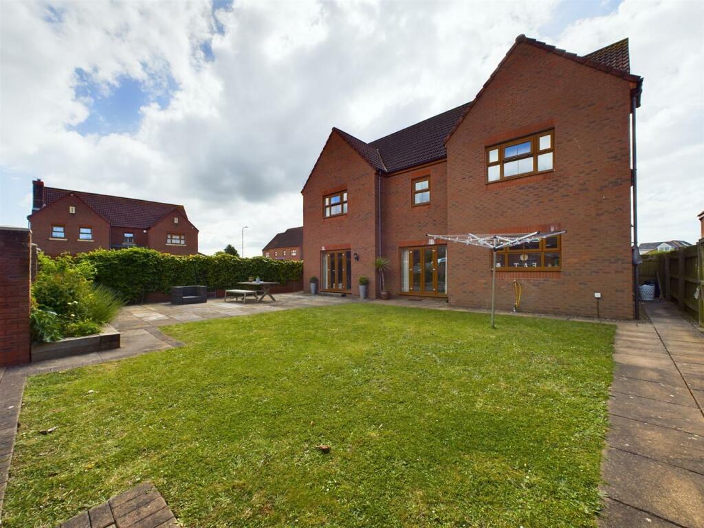 Additional property image - Sanderling Way, Porthcawl