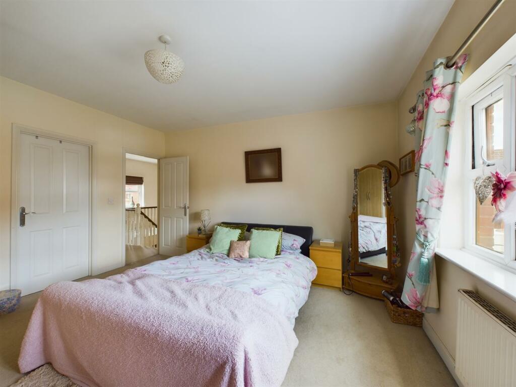 Additional property image - Sanderling Way, Porthcawl
