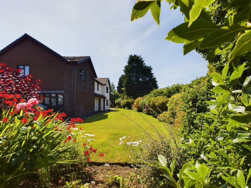 Additional property image - Heol Broom, Maudlam, Bridgend