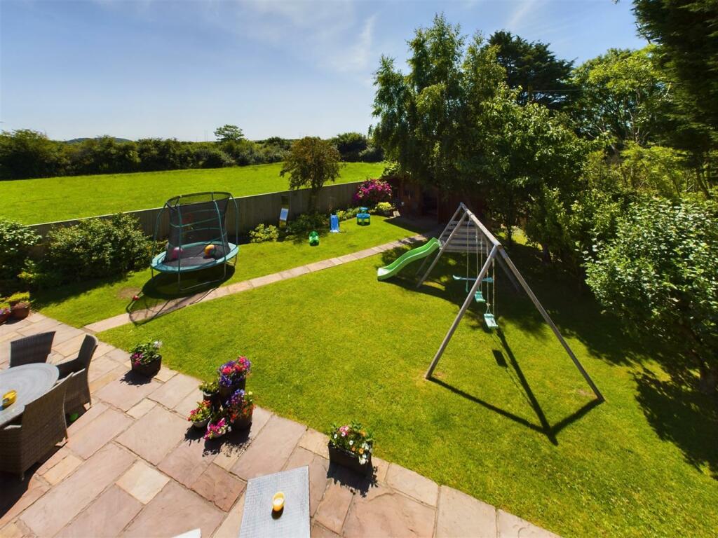 Additional property image - Heol Broom, Maudlam, Bridgend