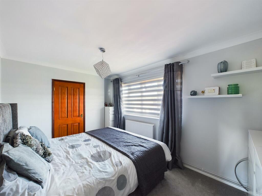 Additional property image - Heol Broom, Maudlam, Bridgend
