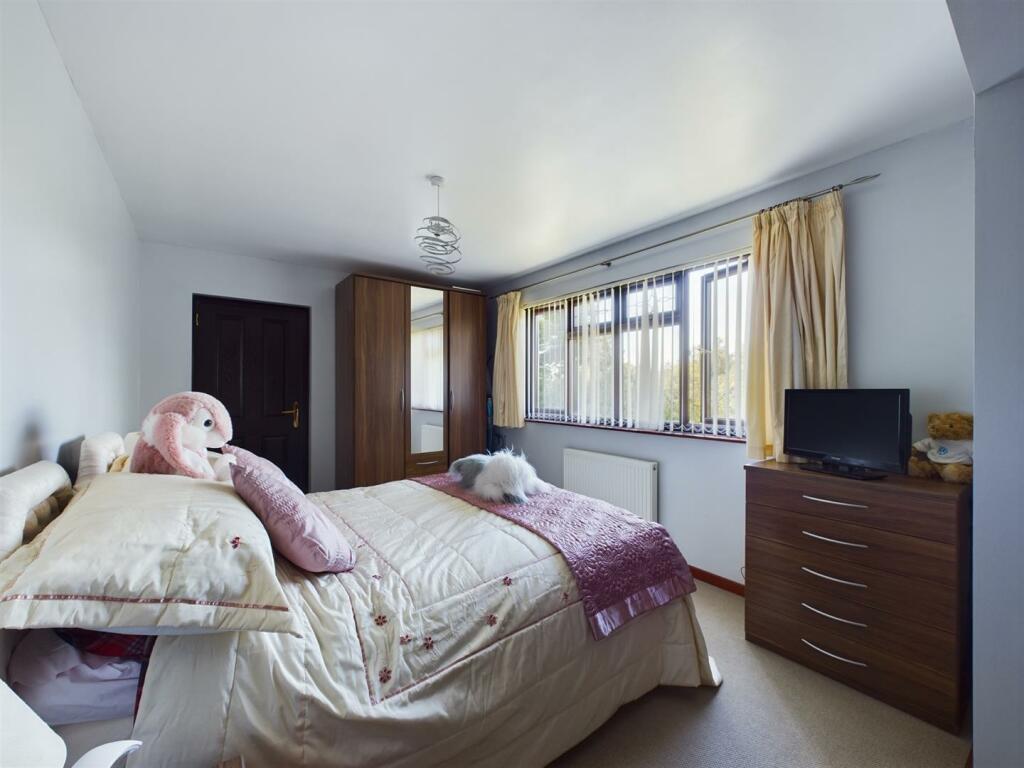 Additional property image - Heol Broom, Maudlam, Bridgend