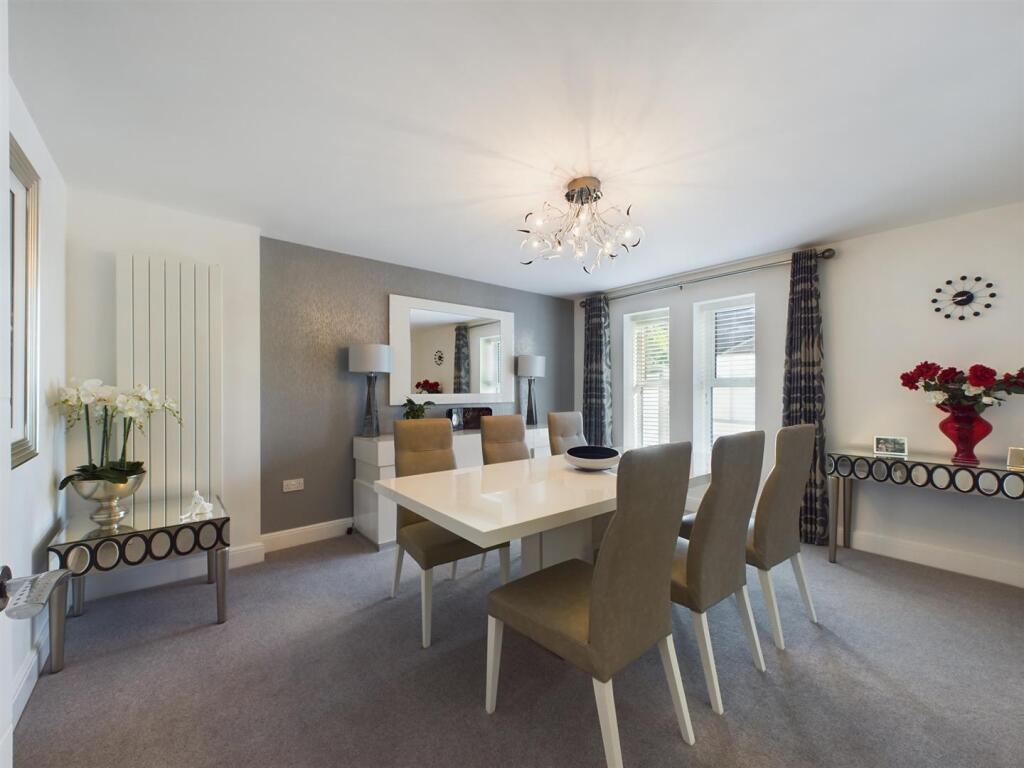 Additional property image - Hutchwns Close, Porthcawl