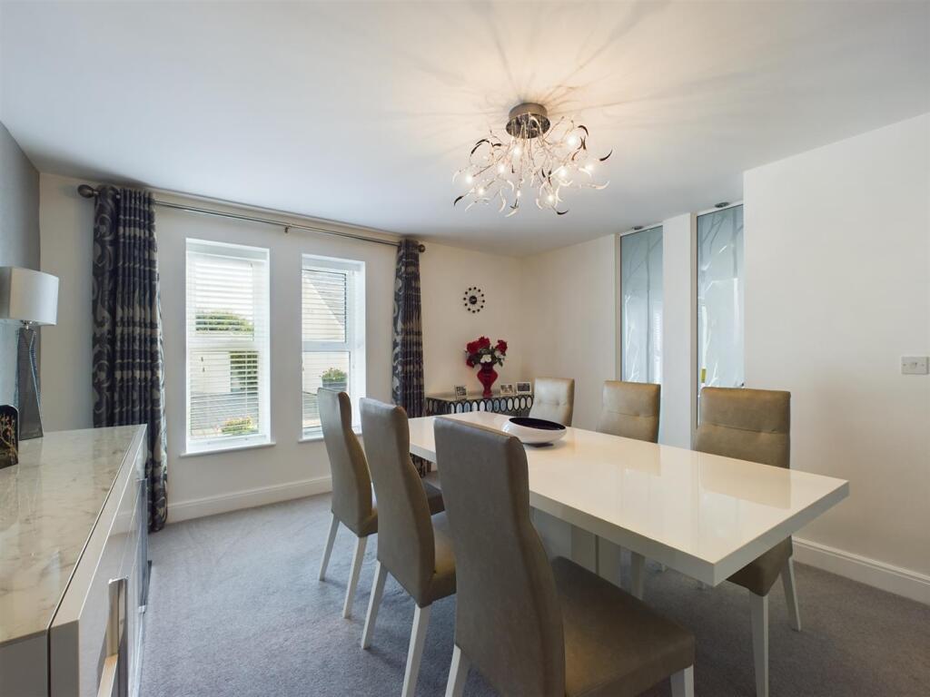 Additional property image - Hutchwns Close, Porthcawl
