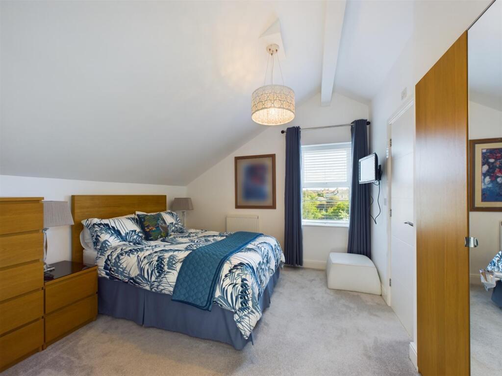 Additional property image - Hutchwns Close, Porthcawl