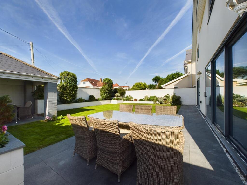 Additional property image - Hutchwns Close, Porthcawl