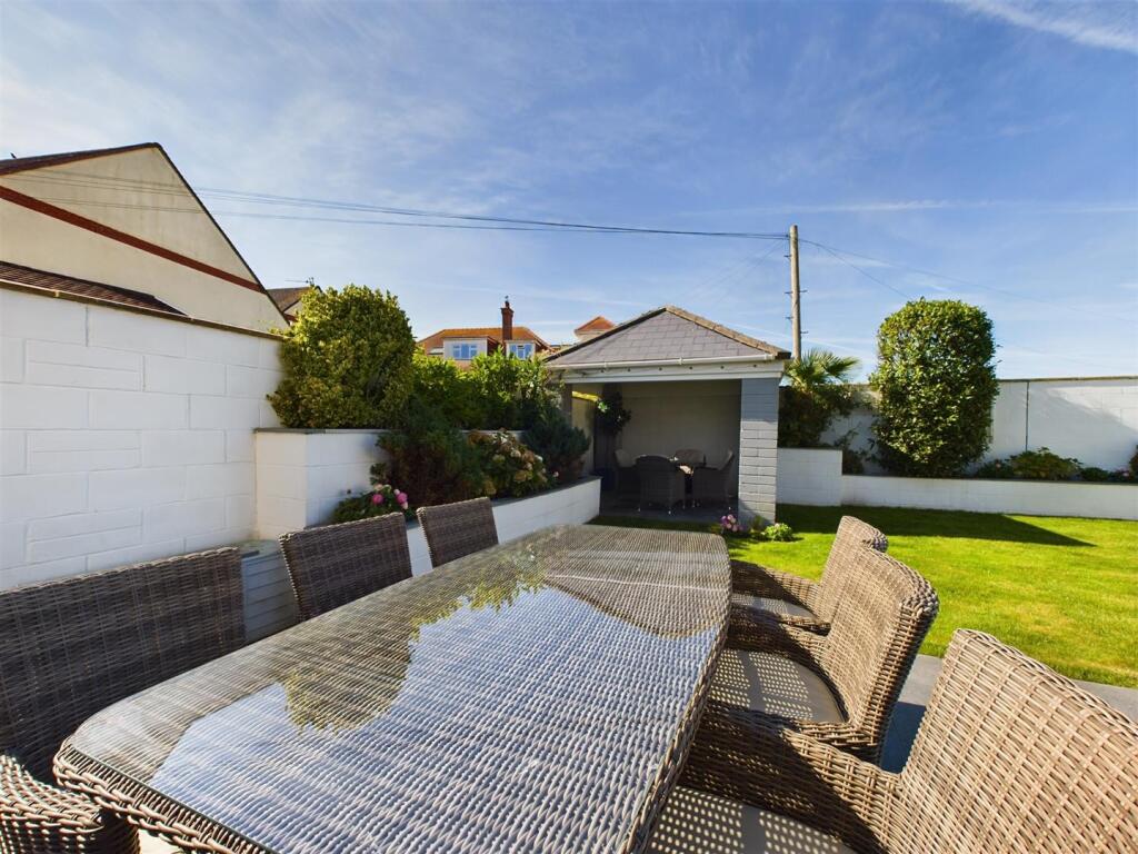Additional property image - Hutchwns Close, Porthcawl