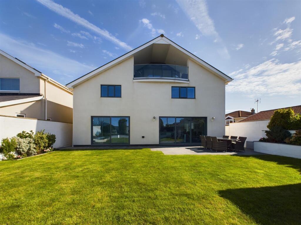 Additional property image - Hutchwns Close, Porthcawl