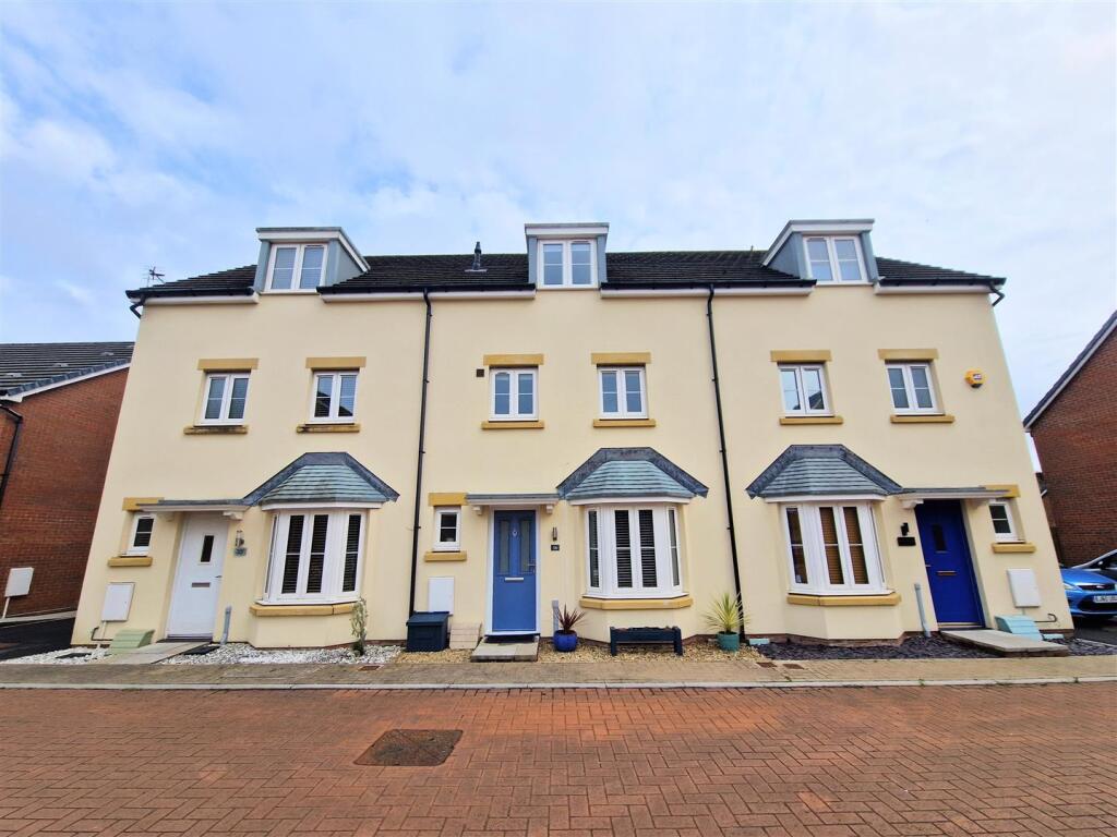 Main image of property: Clos Y Mametz, Porthcawl