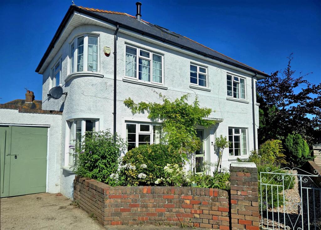 Main image of property: St. Annes Crescent, Porthcawl