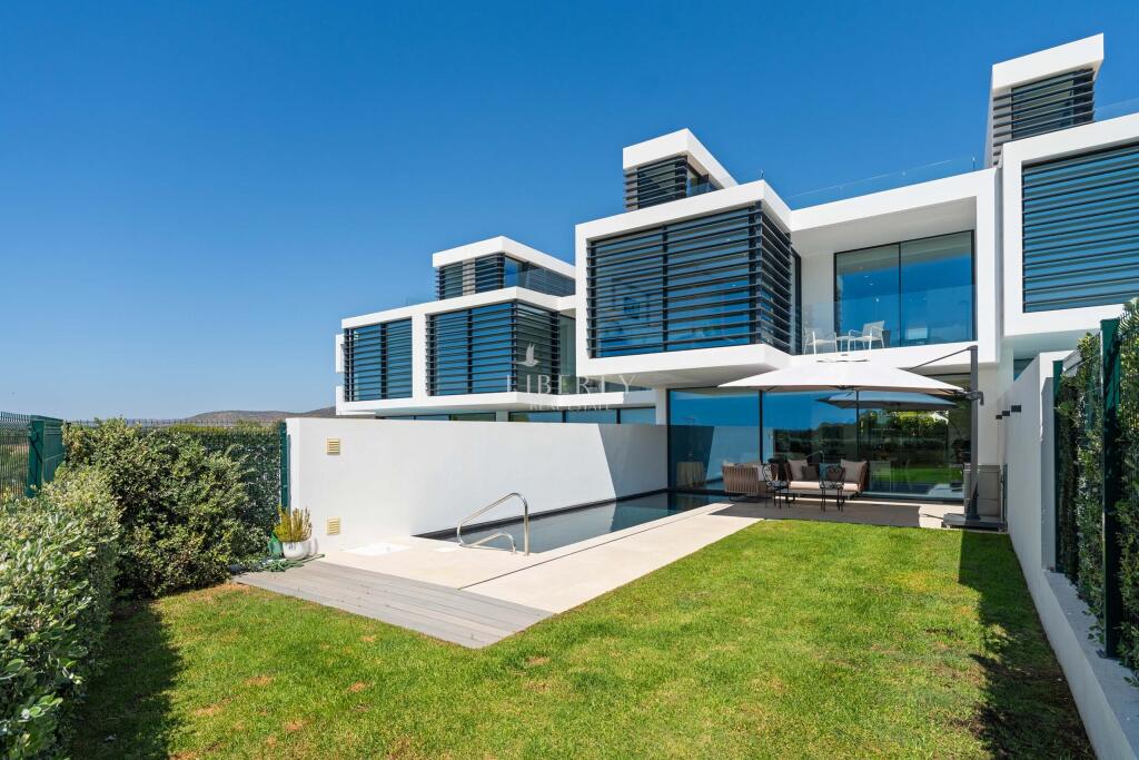 Main image of property: Algarve, Almancil