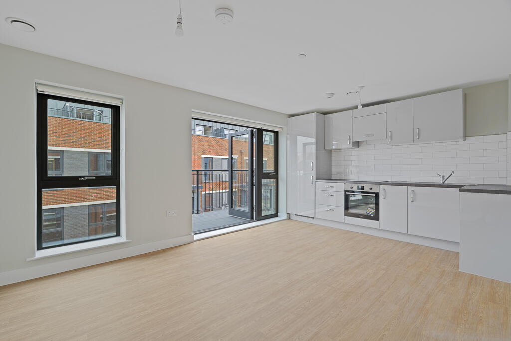Main image of property: Weavers Yard, Newbury Newbury RG14