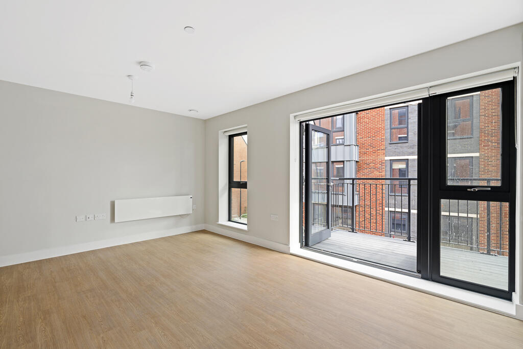 Main image of property: Weavers Yard, Newbury Newbury RG14