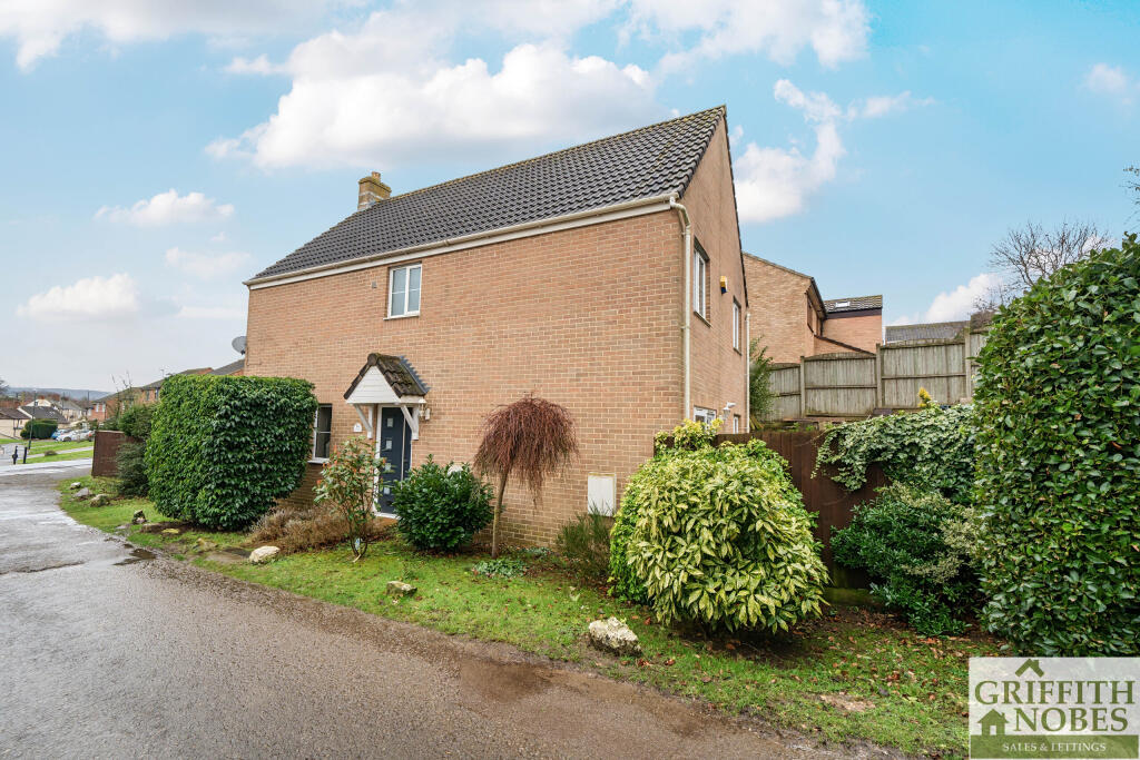 Main image of property: Manor Avenue, Cam, Dursley, Gloucestershire