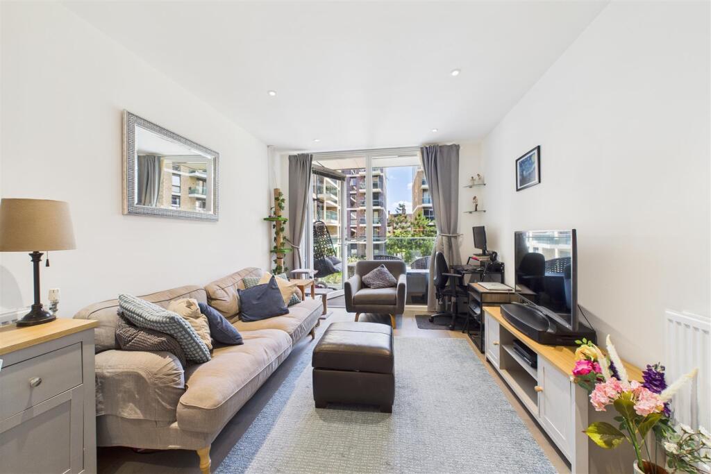 Main image of property: Hamond Court, Queenshurst Square, Kingston Upon Thames