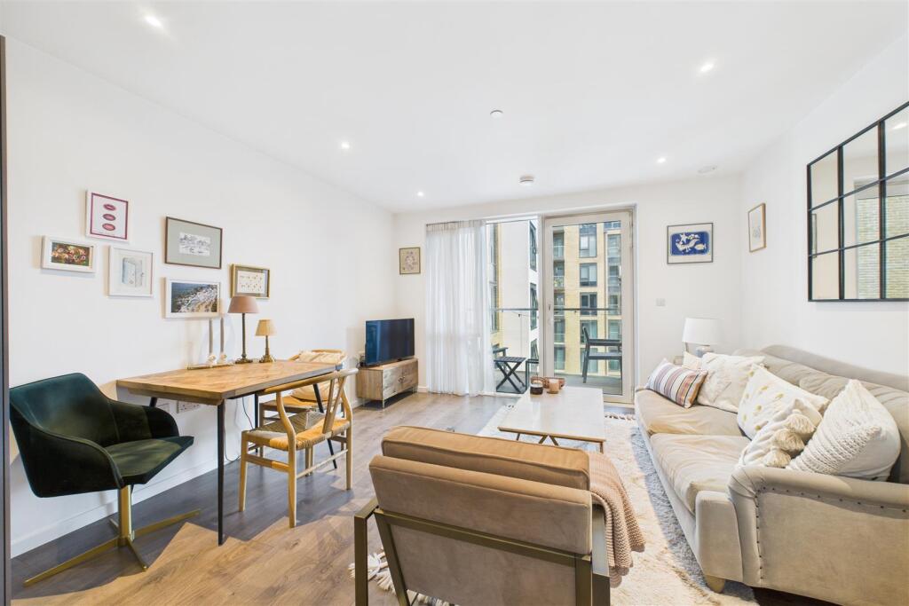 Main image of property: Meridian House, Juniper Drive, London, SW18 1QS