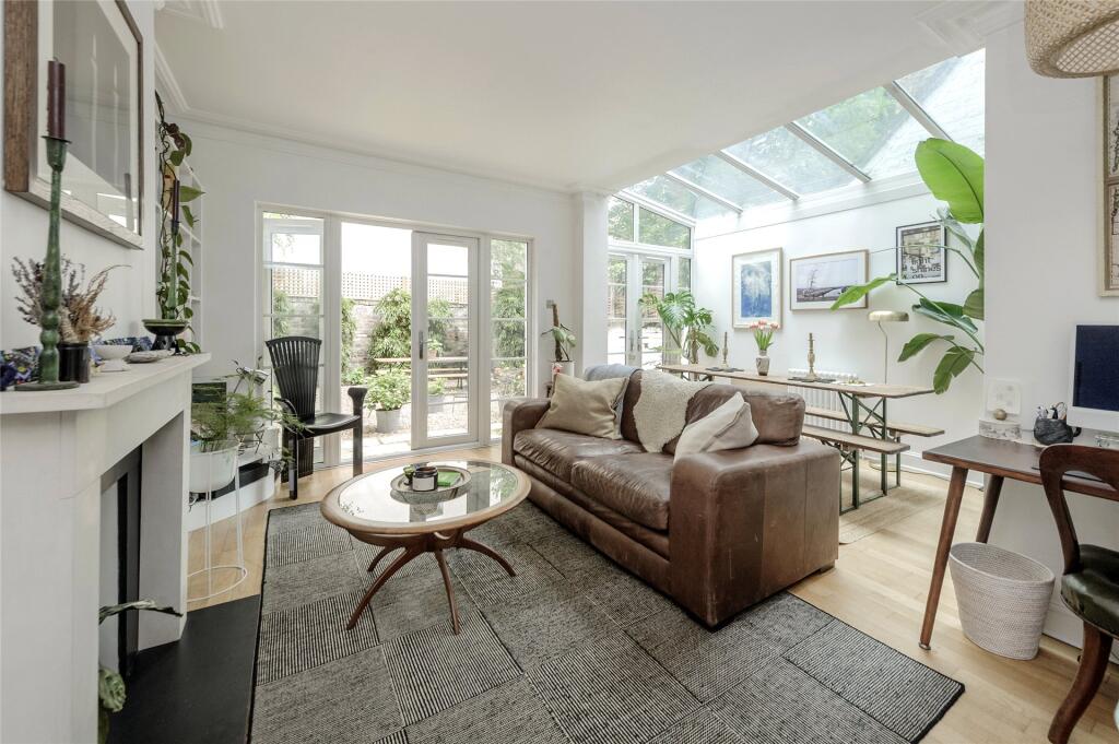 Main image of property: Westbourne Park Road, London, W11