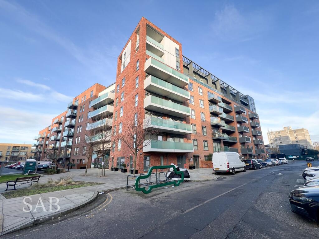 Main image of property: Singapore Road, London, W13