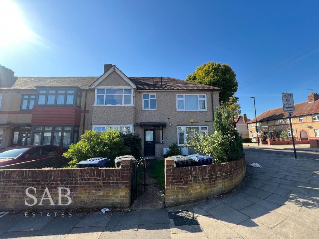 Main image of property: Kings Avenue, Greenford, UB6