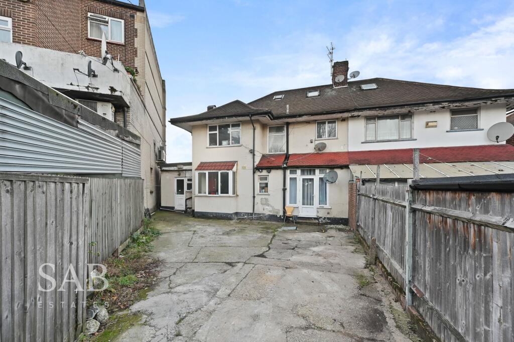 Main image of property: Beechwood Gardens, London, NW10