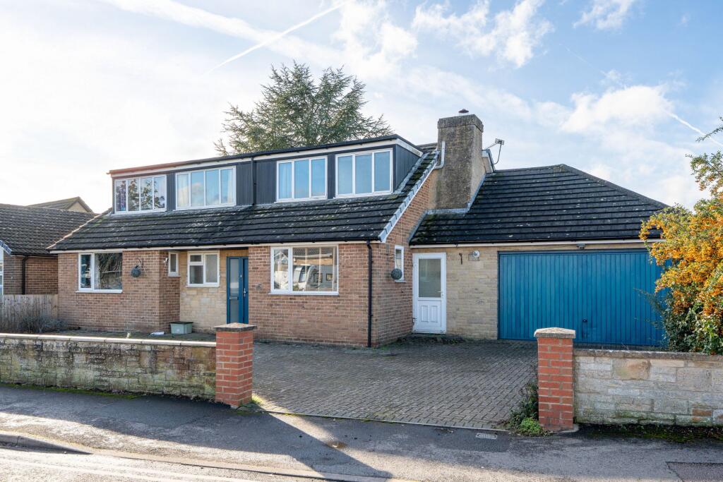 Main image of property: Kennedy Road, Bicester, OX26