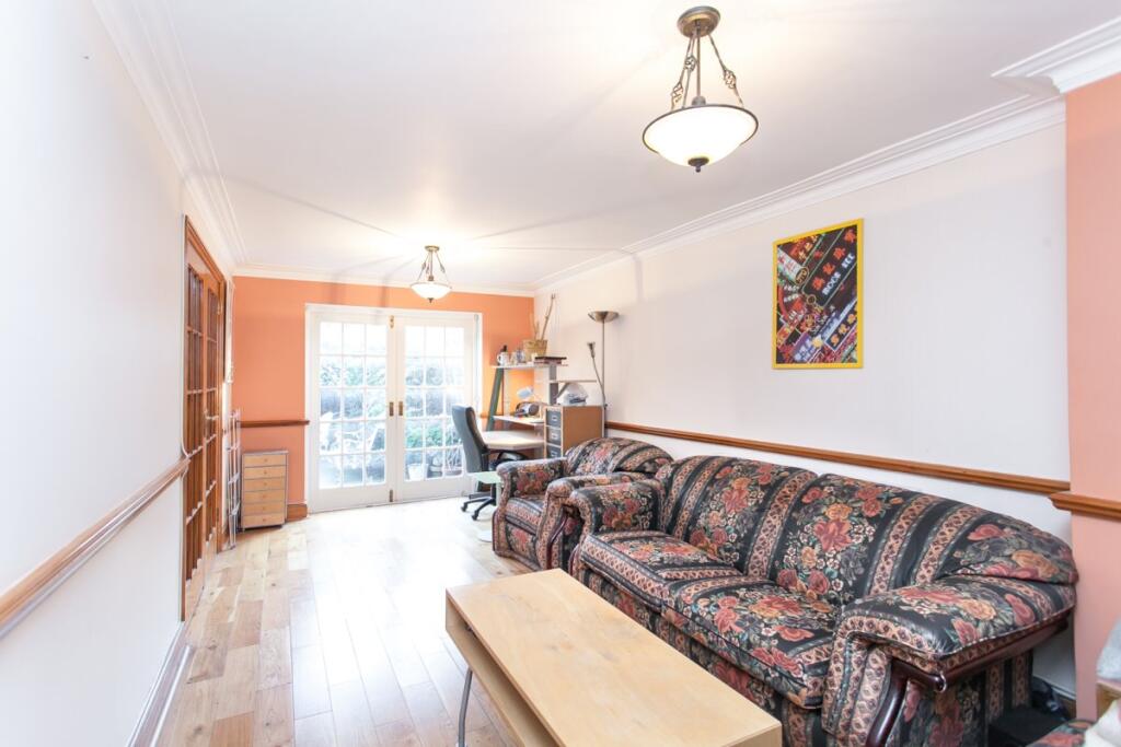 Main image of property: Popham Street, Essex Road