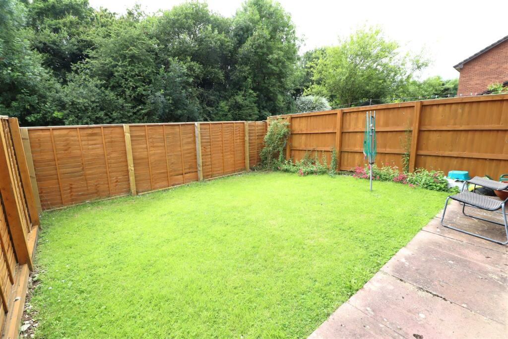 Additional property image - Firbeck Gardens, Crewe