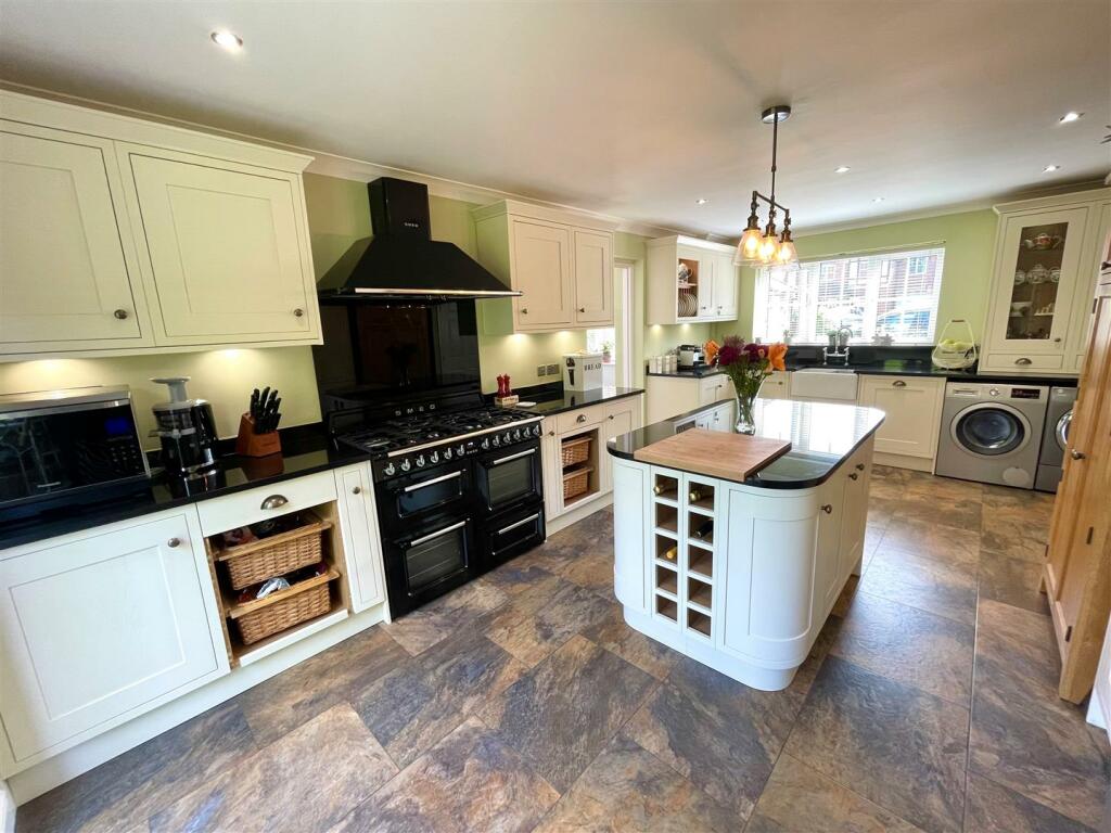 Additional property image - Sunnymill Drive, Sandbach