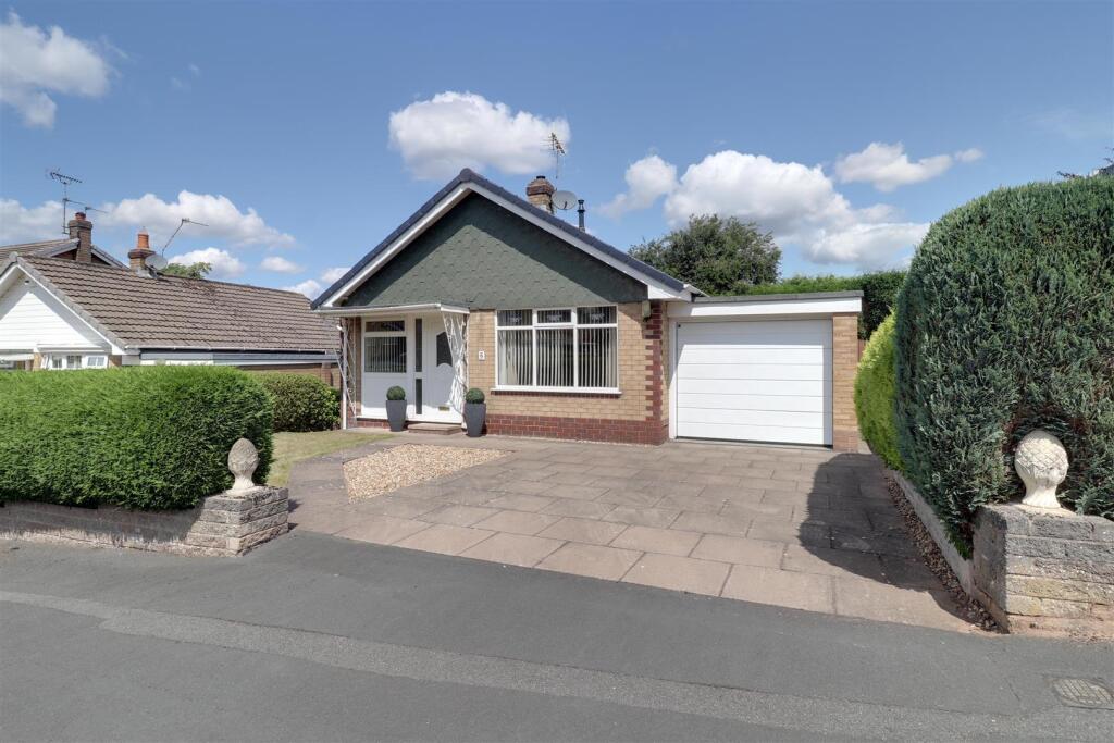 Main image of property: Grove Park Avenue, Church Lawton
