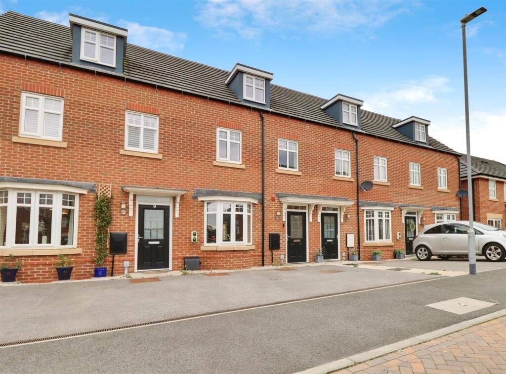 Main image of property: Chalgrove Place, Nantwich