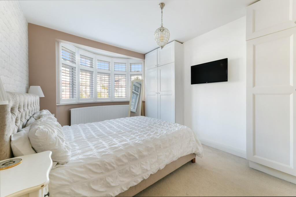 Additional property image - Nutfield Road, Coulsdon, CR5
