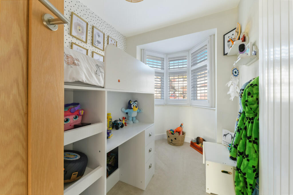 Additional property image - Nutfield Road, Coulsdon, CR5