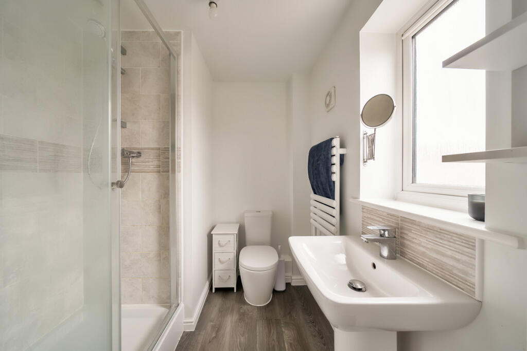Additional property image - Bluebell Road, Frome, BA11