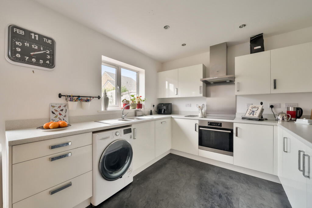 Additional property image - Bluebell Road, Frome, BA11