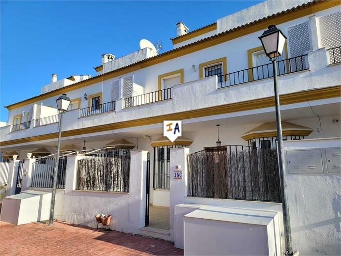 4 bedroom town house for sale in Andalucia, Sevilla, Aguadulce, Spain