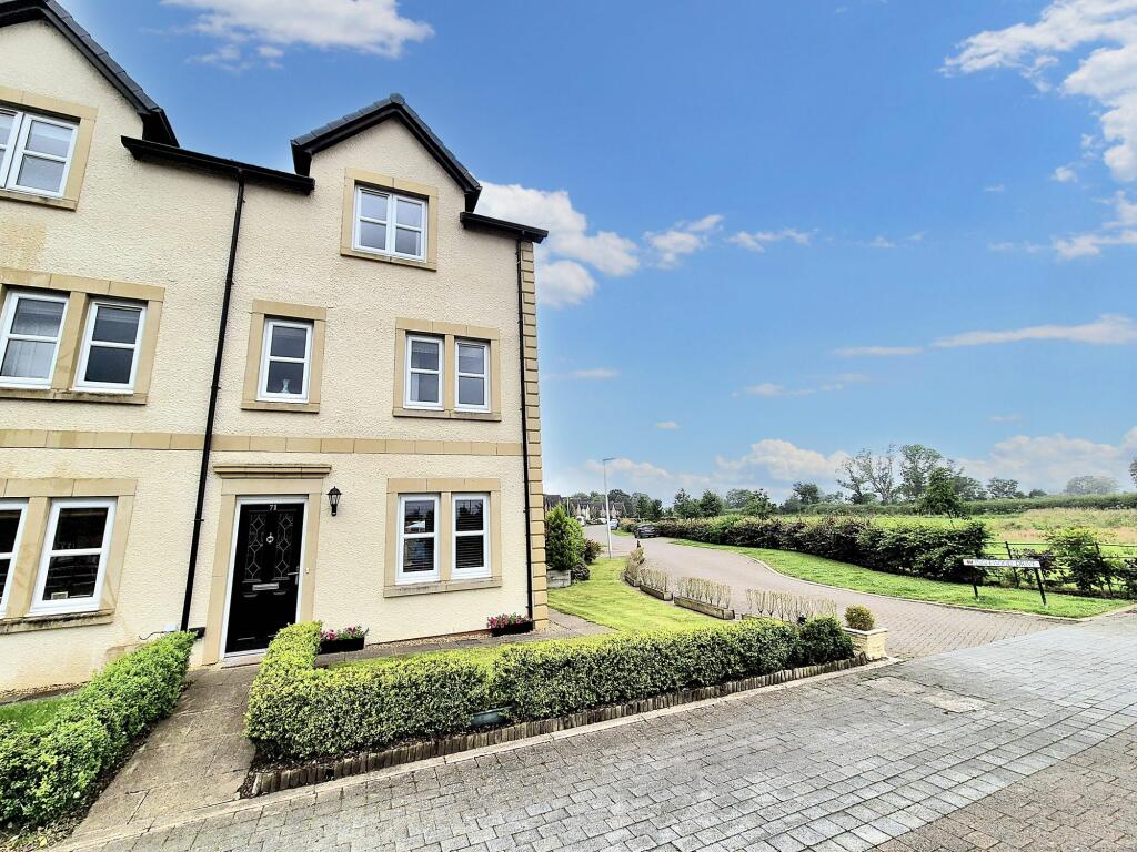 3 bedroom end of terrace house for sale in Way, Dalston, CA5