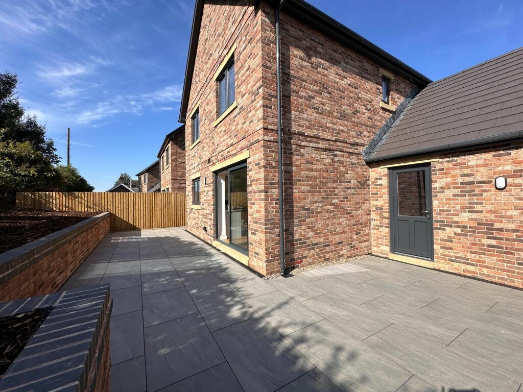 Additional property image - 5 High End Close, Thurstonfield, Carlisle, CA5 6FE