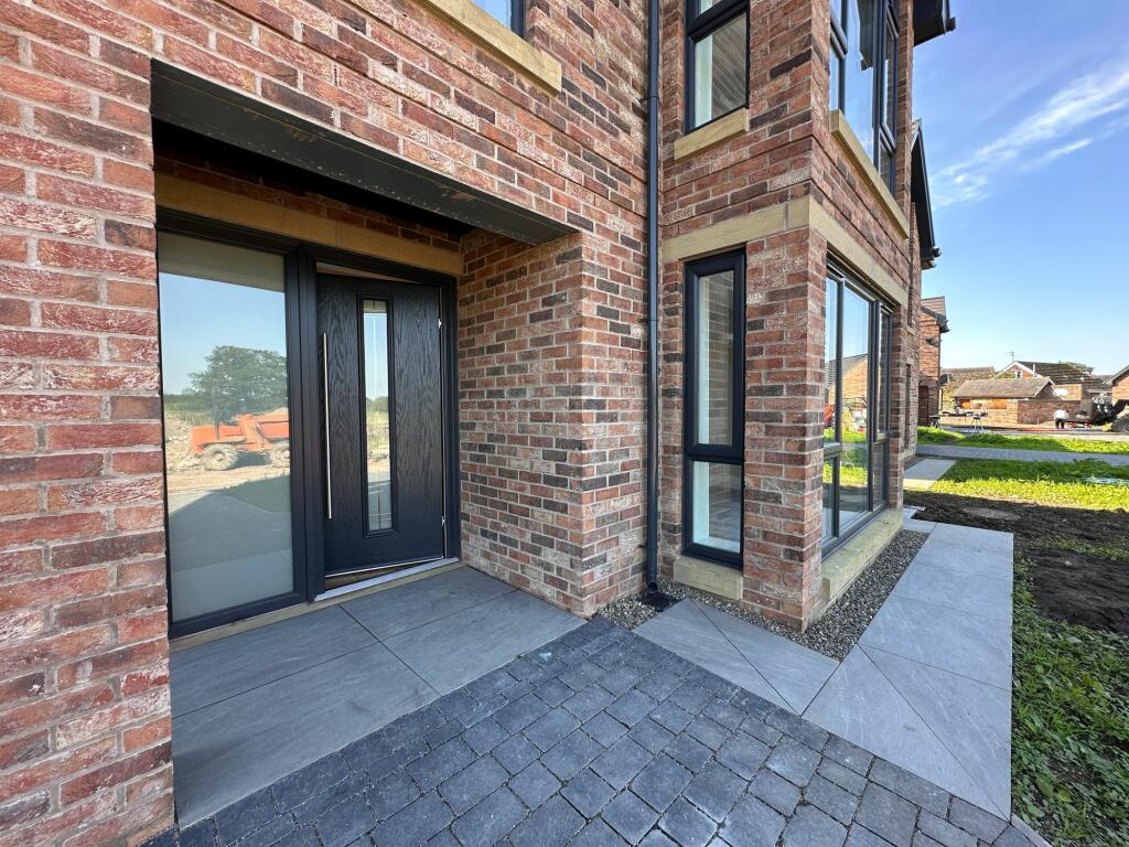 Additional property image - 5 High End Close, Thurstonfield, Carlisle, CA5 6FE