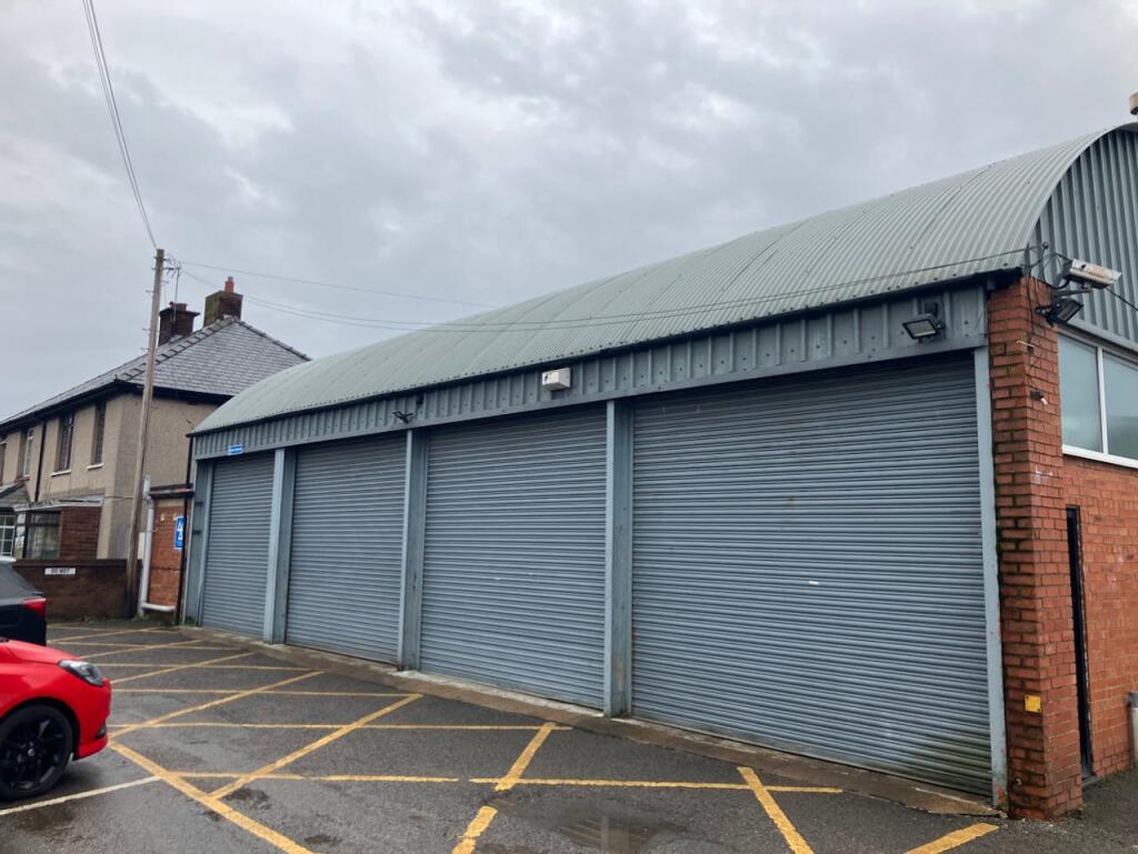 Additional property image - Chester Road, Sandycroft, Chester, CH5 2QN