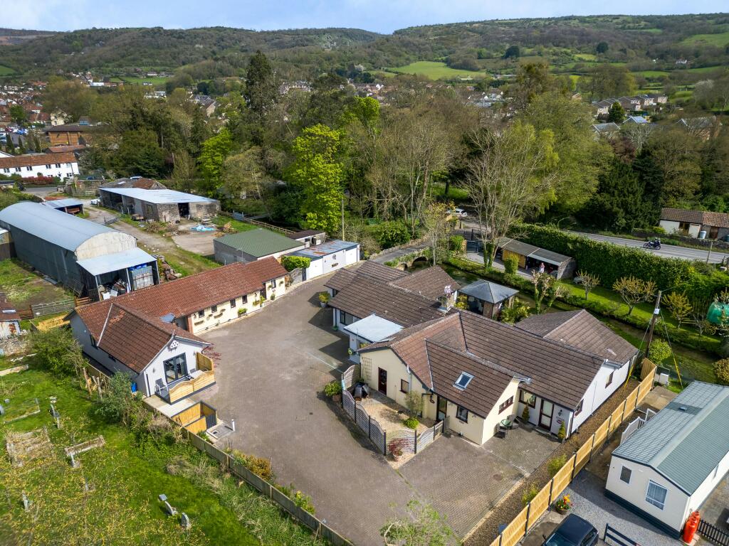 Main image of property: Bungalow and Holiday Lets - Somerset Ref DVN2016, Cheddar Bridge, Cheddar, BS27 3RJ