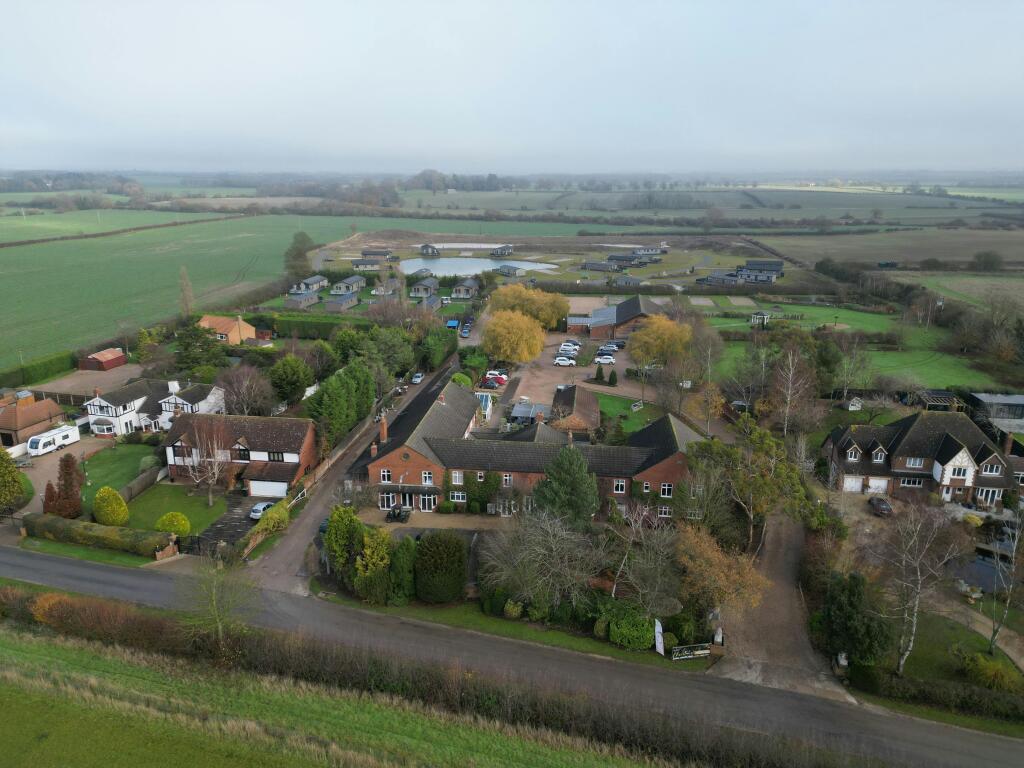 Brackenborough - Hotel.jpg