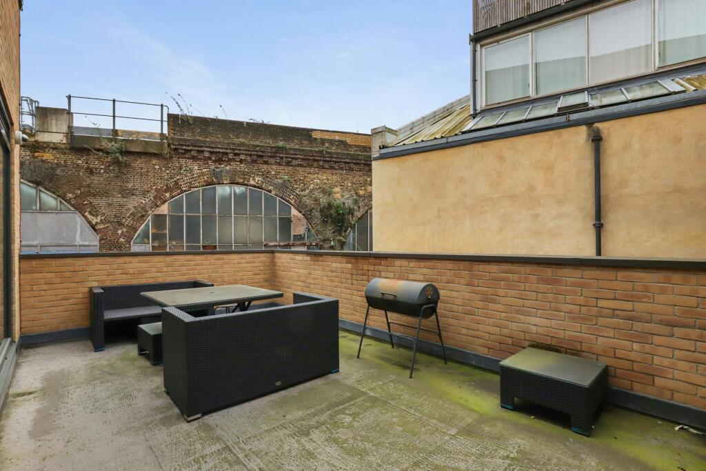 JHBDG  40 Rushworth Street  8 1.JPG