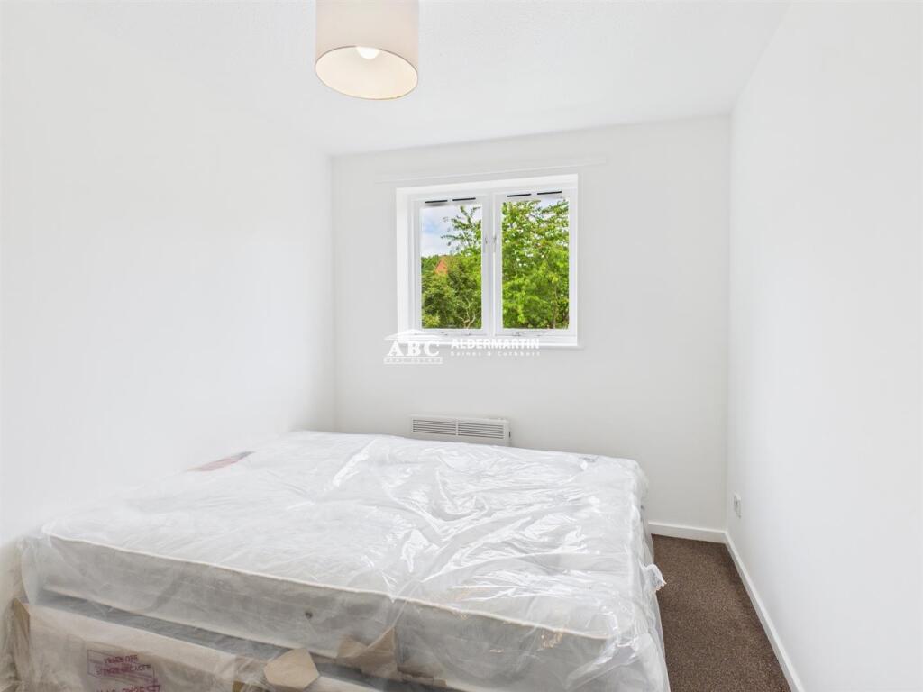 Main image of property: Magpie Close, London