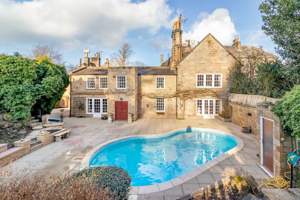 3 bedroom character property for sale in Ripley, Harrogate, HG3